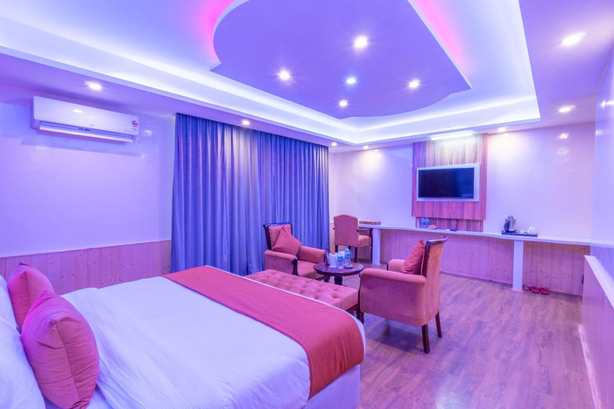 Hill River Resort - Central Heated & Air Cooled - Near Mall Road , Best Property Of Manali 2024- 2025 Kültér fotó