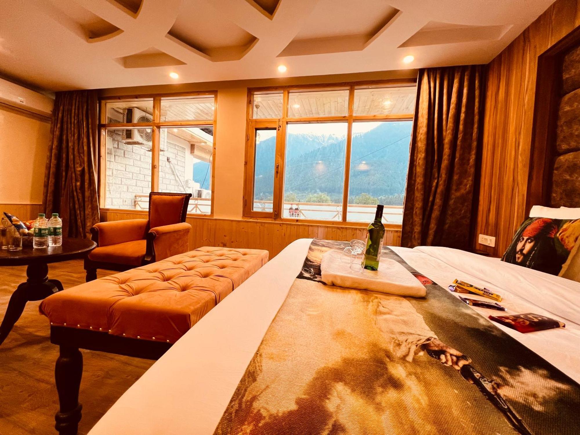 Hill River Resort - Central Heated & Air Cooled - Near Mall Road , Best Property Of Manali 2024- 2025 Kültér fotó