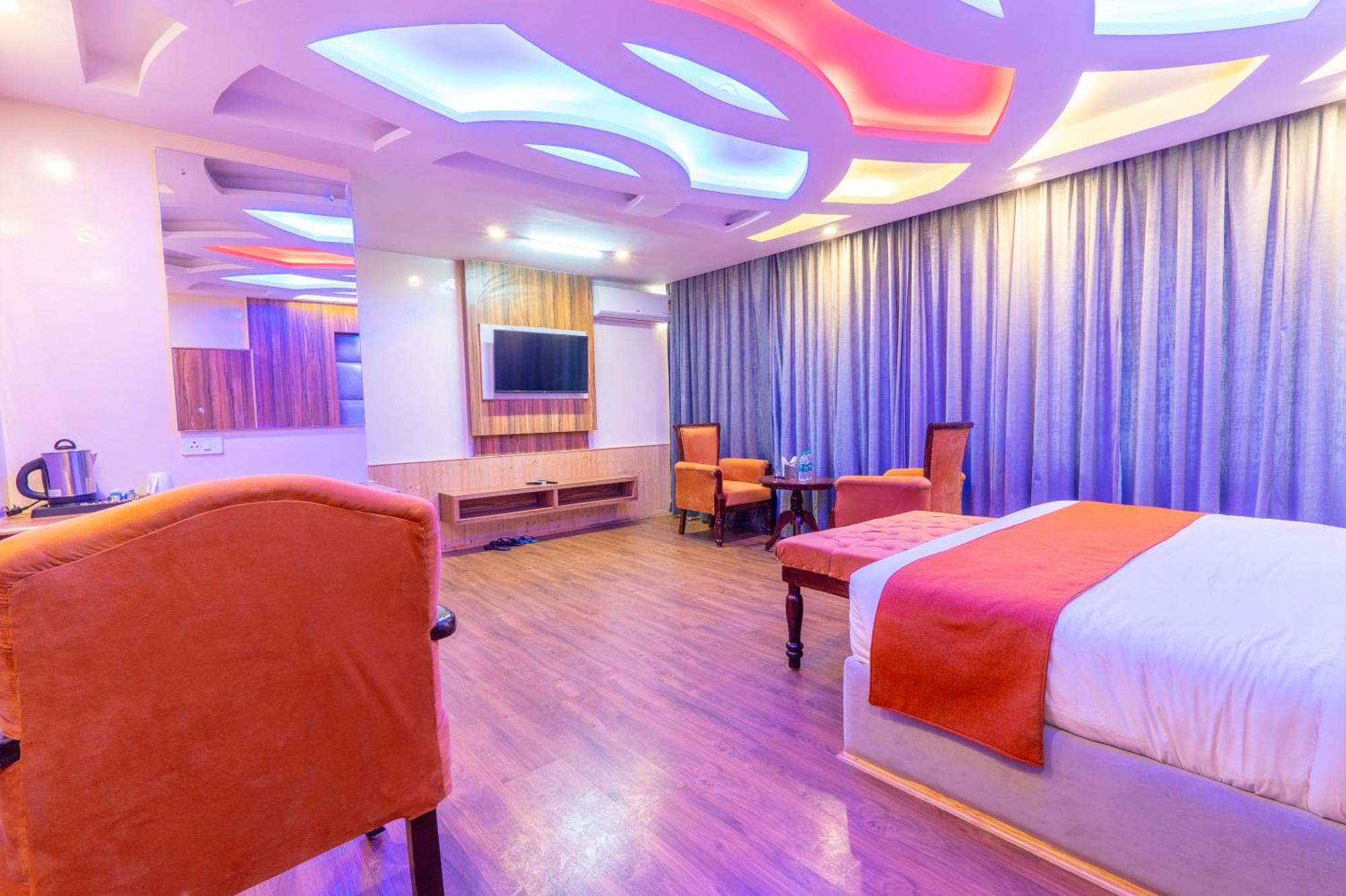 Hill River Resort - Central Heated & Air Cooled - Near Mall Road , Best Property Of Manali 2024- 2025 Kültér fotó
